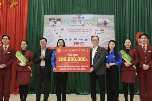 Bảo Tín Minh Châu trao tặng 200 triệu đồng cho người nghèo Cao Bằng