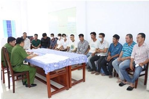 Phê chuẩn khởi tố nhóm đối tượng đánh bạc, tổ chức đánh bạc