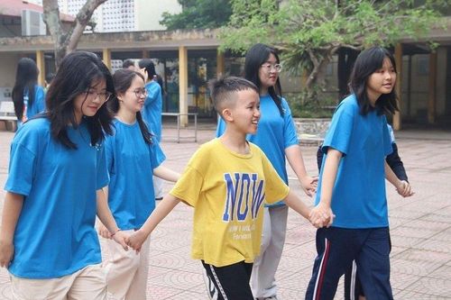 Scribbles' Tour Vọng Dấu Ẩn Tích': Mở khóa tri thức lịch sử nơi trại trẻ tình thương