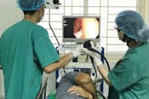 Bị thủng dạ dày vì thói quen nhiều người vẫn mắc phải hàng ngày