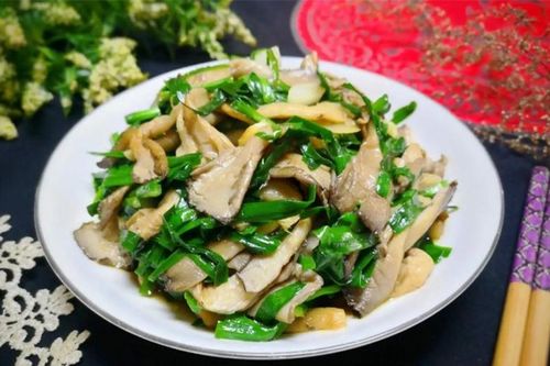 Loại rau này giá rẻ nhưng là 'thuốc bổ gan tự nhiên', đem xào nấm vừa ngon lại tốt cho sức khỏe