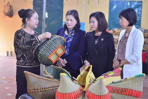 CARE ra mắt chương trình hỗ trợ phụ nữ phát triển doanh nghiệp