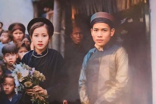 Ảnh cưới 'không phải dạng vừa' của một gia đình giàu có ở Hà Nội, nhan sắc cô dâu khiến netizen mê mẩn