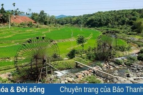 Khám phá bản Ngàm Pốc