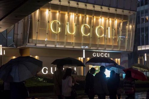 Gucci và các thương hiệu xa xỉ khác 'ngấm đòn' kinh tế Trung Quốc giảm tốc