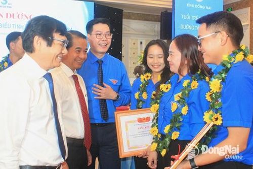 Kỷ niệm Ngày thành lập Đoàn Thanh niên cộng sản Hồ Chí Minh (26-3): Xây dựng Đoàn vững mạnh từ cơ sở