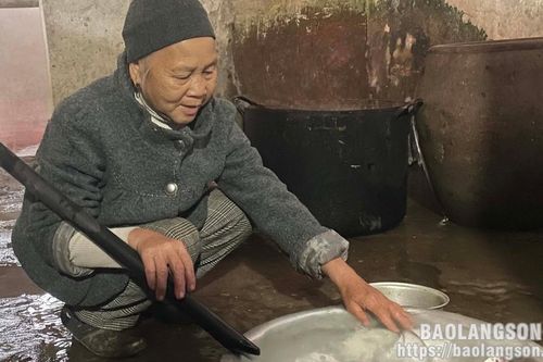 Đưa nước sạch về thôn Nà Mò