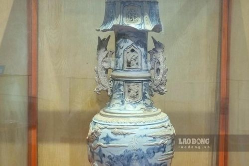 Bảo vật quốc gia - bộ chân đèn và lư hương độc bản còn nguyên vẹn ở Nam Định