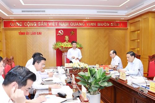 Ban Thường vụ Tỉnh ủy làm việc với Ban Thường vụ Thị ủy Sa Pa