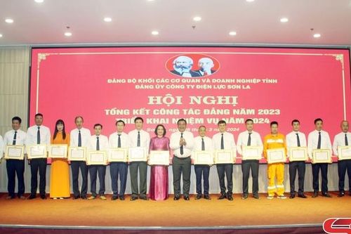Triển khai công tác Đảng và Công đoàn năm 2024