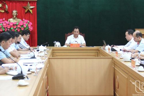 Chủ tịch UBND tỉnh tiếp công dân: Sớm hoàn thiện việc cấp giấy chứng nhận quyền sử dụng đất cho người dân