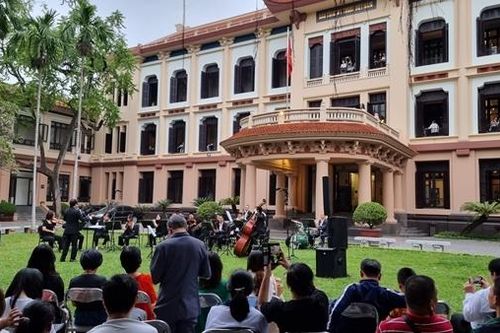 Âm nhạc hòa quyện cùng mỹ thuật tại Bảo tàng Mỹ thuật Việt Nam
