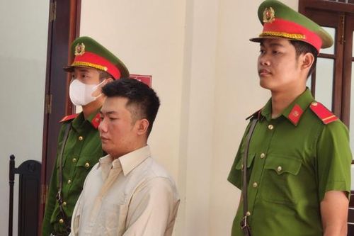 Lãnh 8 năm tù vì thường xuyên đăng bài chống phá chính quyền