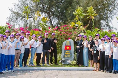 Dựng cột mốc Trường Sa trong trường học, hun đúc tinh thần yêu nước và ý thức bảo vệ chủ quyền biển đảo