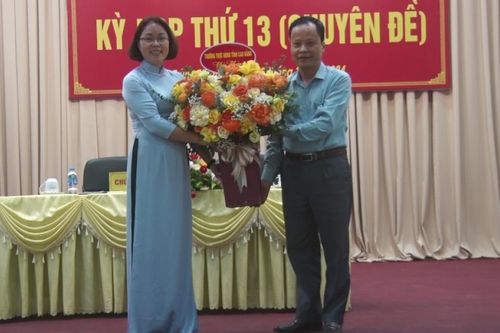 Đồng chí Nông Thị Trường được bầu giữ chức Chủ tịch HĐND huyện Trùng Khánh khóa XX, nhiệm kỳ 2021 - 2026
