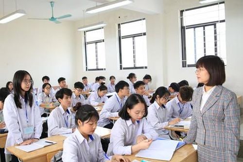 Kỳ thi tốt nghiệp THPT năm 2024 tại Hà Nội: Tìm giải pháp nâng tỷ lệ tốt nghiệp