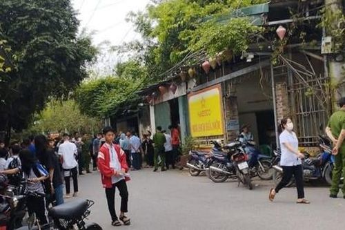 Chém trọng thương vợ rồi tự tử