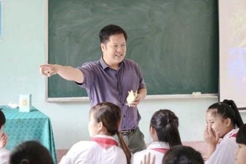 Hai hiệu trưởng đại học trẻ nhất Việt Nam khi được bổ nhiệm là ai?