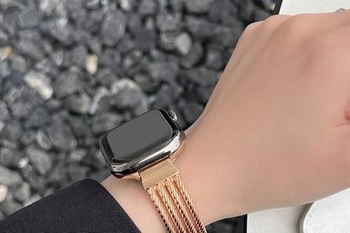 Gen Z sính đồng hồ thông minh: Dùng hàng 2 triệu hay 10 triệu đồng?