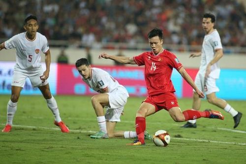 Đội tuyển Việt Nam thua đậm Indonesia sau 20 năm trên sân nhà