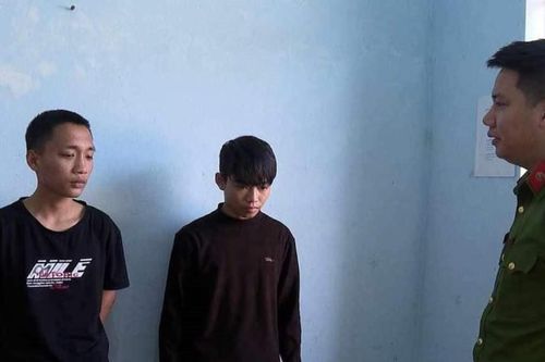 Phú Thọ: Bắt giữ hai thanh niên cướp điện thoại người đi đường