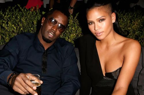 Rapper tỷ phú Diddy lao đao vì cáo buộc buôn bán tình dục