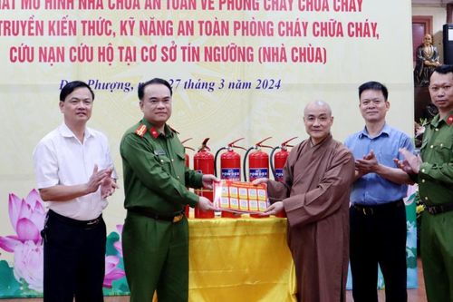 Đan Phượng ra mắt mô hình điểm 'Nhà chùa an toàn về phòng cháy chữa cháy'