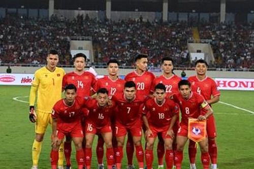 Đội tuyển Việt Nam tụt 10 bậc sau trận thua Indonesia