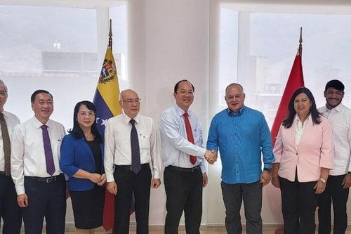 Phát huy thế mạnh mỗi bên để đóng góp vào sự nghiệp phát triển của Việt Nam và Venezuela