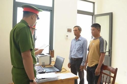 Khởi tố 2 bị can vụ mua bán đất dự án đường cao tốc