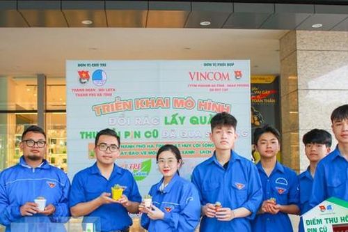 Ngôi nhà xanh thu hồi pin cũ