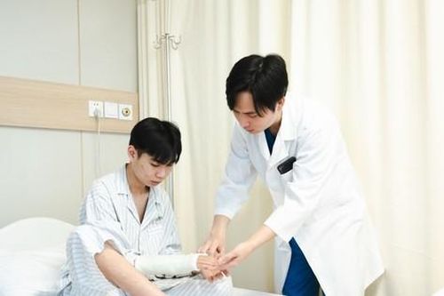 'Chắp cánh ước mơ 2024' - Tiếp nối hành trình 10 năm phẫu thuật từ thiện dị tật tay chân của BVĐK Hồng Ngọc