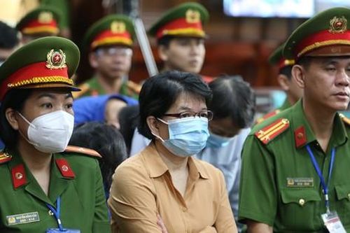 Cựu trưởng đoàn thanh tra nhận 5,2 triệu USD nói 'bản thân dằn vặt, xấu hổ'