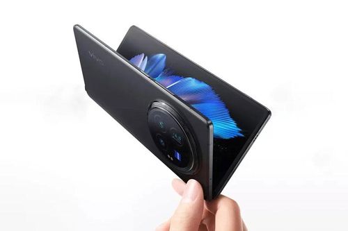 Đối thủ của Samsung Galaxy Z Fold5 ra mắt với chip Snapdragon 8 Gen 3, RAM 16 GB, giá 32,56 triệu đồng