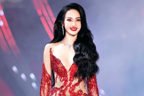 Top 5 Hoa hậu Hoàn vũ VN - Vũ Thúy Quỳnh: 'Tôi thi nhan sắc vì mong thành sao hạng A'