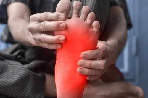 Đau dây thần kinh: Triệu chứng và các biện pháp giảm đau tại nhà
