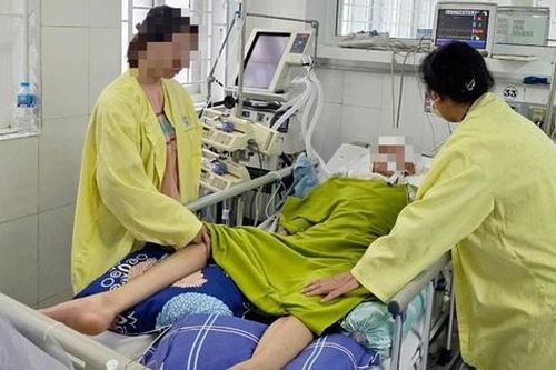 Vụ nam sinh lớp 8 bị đánh chết não ở Long Biên (Hà Nội): Bắt tạm giam 1 bị can