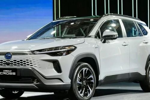 Toyota Corolla Cross facelift gây ấn tượng tại triển lãm BIMS 2024