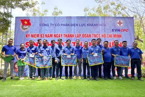 Đoàn thanh niên PC Khánh Hòa tổ chức nhiều hoạt động 'Tiếp lửa truyền thống'