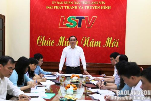 Lãnh đạo UBND tỉnh làm việc với Đài Phát thanh và Truyền hình tỉnh