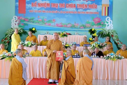 Bình Dương: Trao quyết định bổ nhiệm trụ trì chùa Thiện Hiếu