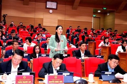 Bài 1: Trình chiếu bằng video clip thay cho cách đọc truyền thống