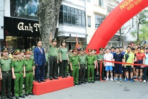 Khai mạc Ngày chạy Olympic vì sức khỏe toàn dân