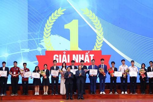 10 dự án đoạt giải Nhất cuộc thi khoa học kỹ thuật quốc gia, giáo viên nói gì?