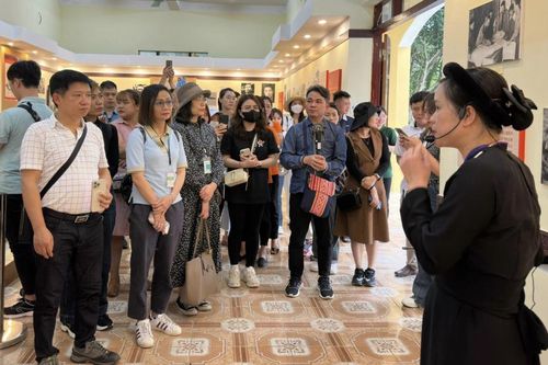 Khảo sát xây dựng quảng bá, khai thác sản phẩm du lịch liên kết vùng Cao Bằng - Hà Giang