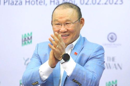 Ông Park Hang Seo làm HLV tạm quyền tuyển Việt Nam, tại sao không?
