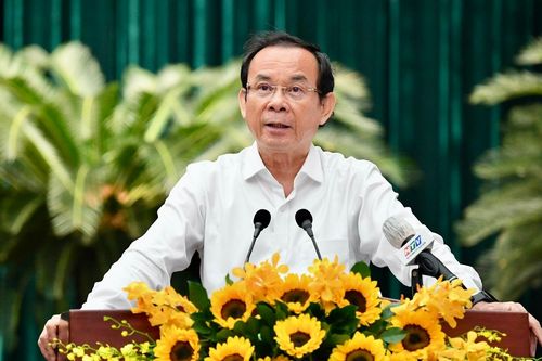 Bí thư TP.HCM: Chỉ ra và xử lý nghiêm cán bộ né tránh, không còn nhuệ khí