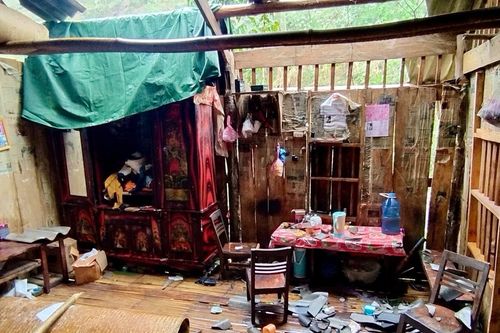 Gió lốc, mưa lớn làm tốc mái hơn 160 ngôi nhà ở Cao Bằng