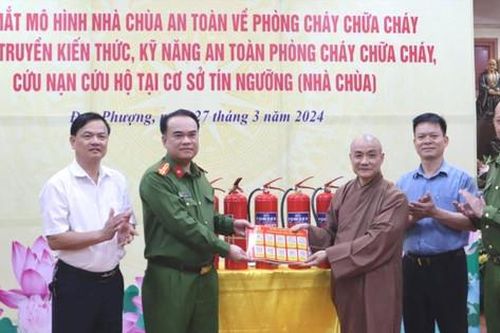 Đan Phượng ra mắt mô hình 'Nhà chùa an toàn về phòng cháy, chữa cháy'