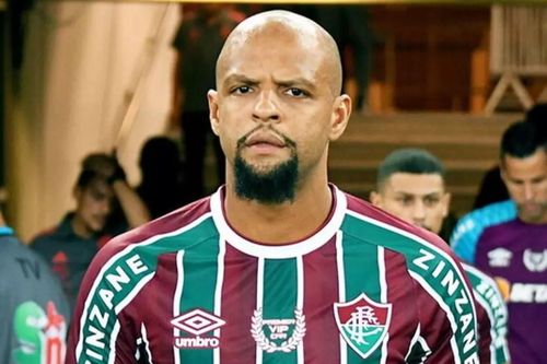 Melo chỉ trích Alves, Robinho